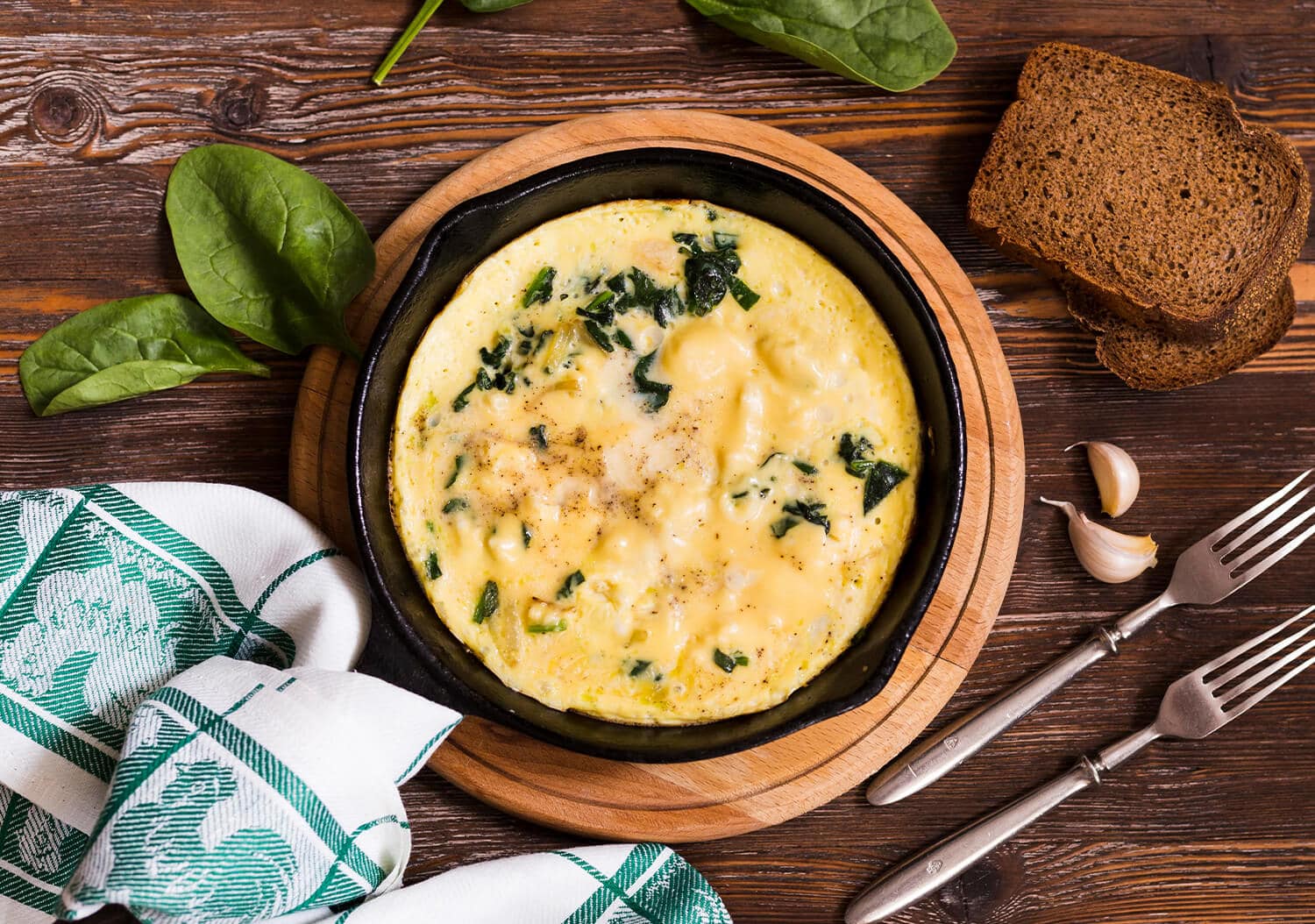 Cheesy Spinach and Artichoke Dip Platter | recipescard.com