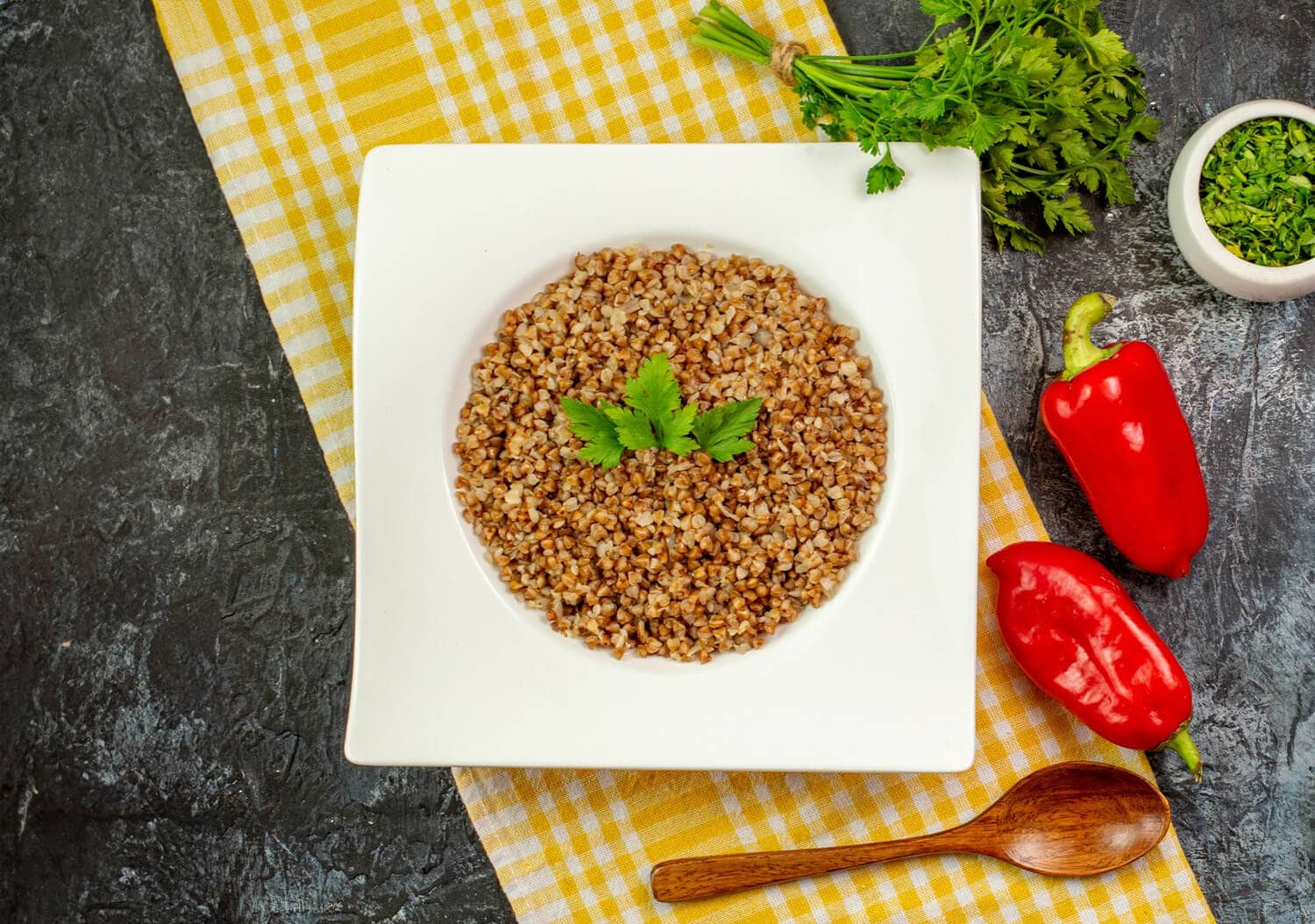 Zesty Lemon Quinoa with Fresh Herbs | recipescard.com